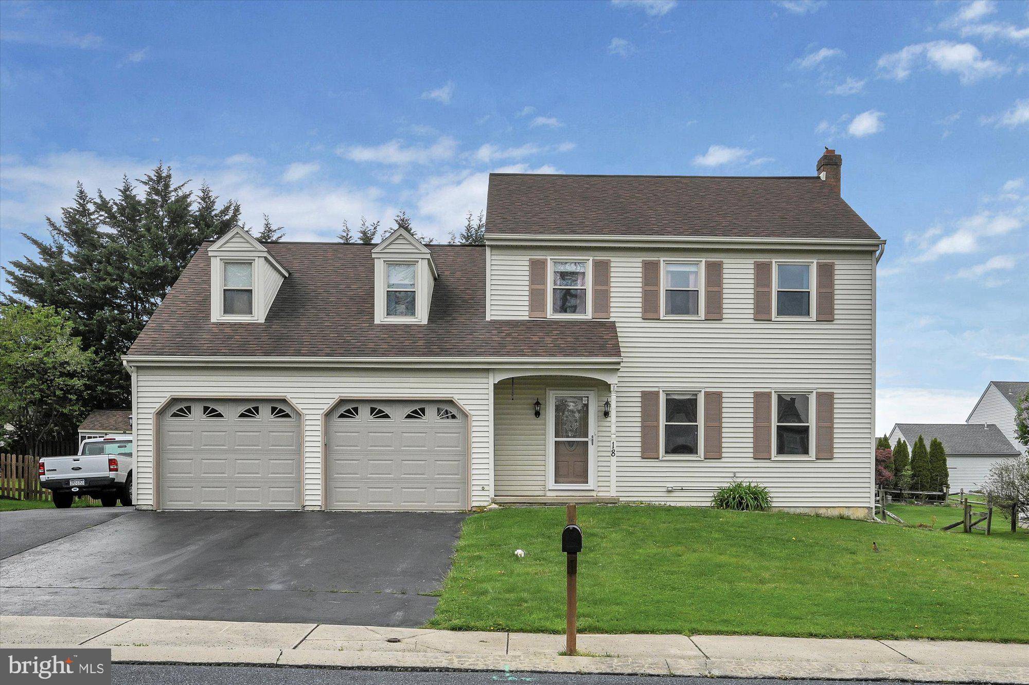 Ephrata, PA 17522,18 MARKET VIEW DR