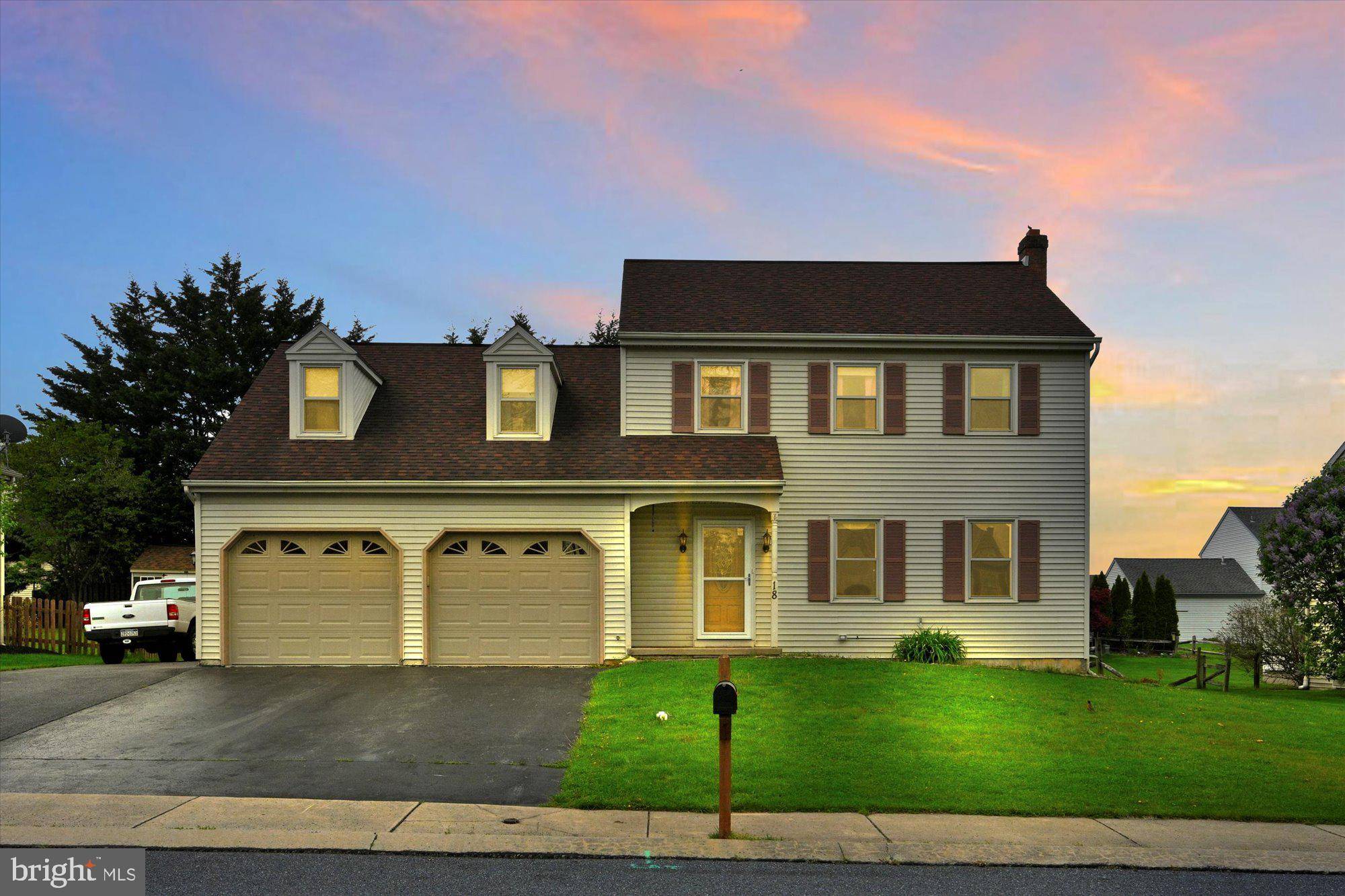 Ephrata, PA 17522,18 MARKET VIEW DR