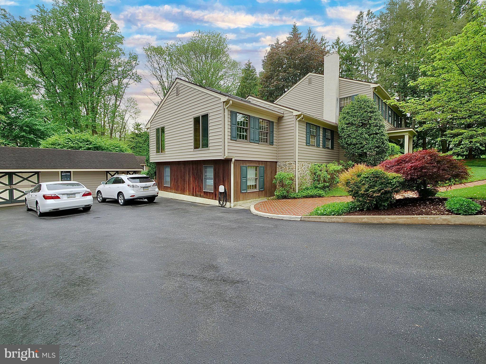 Glen Mills, PA 19342,331 IVY LN