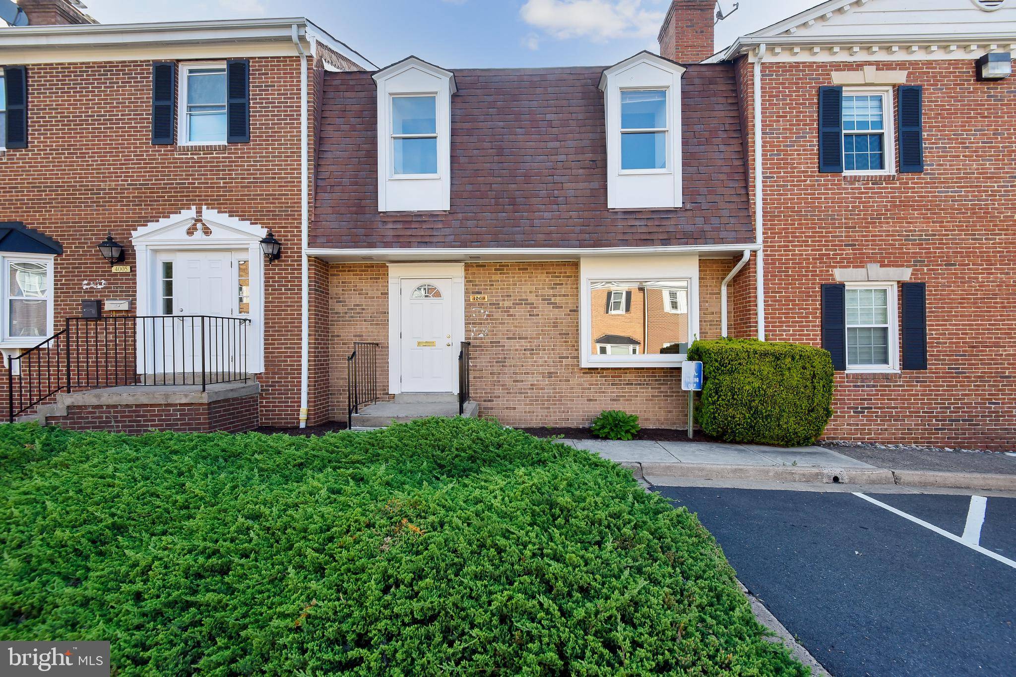 Fairfax, VA 22032,4009 WILLIAMSBURG CT