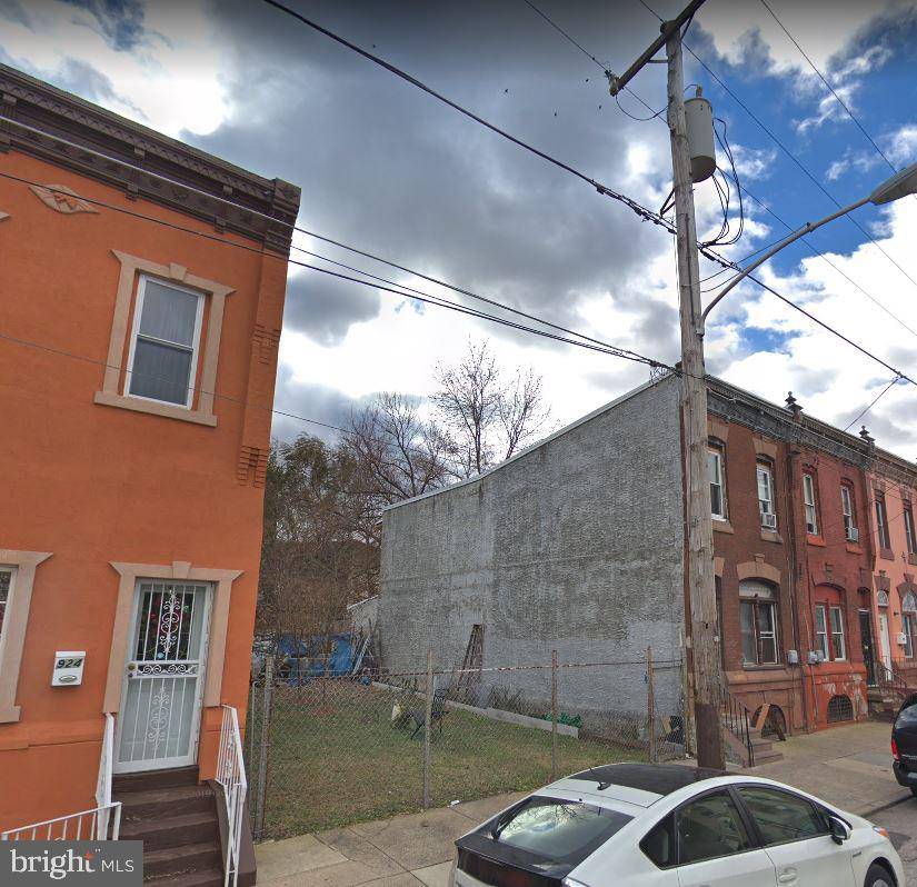 Philadelphia, PA 19133,926 W HUNTINGDON ST