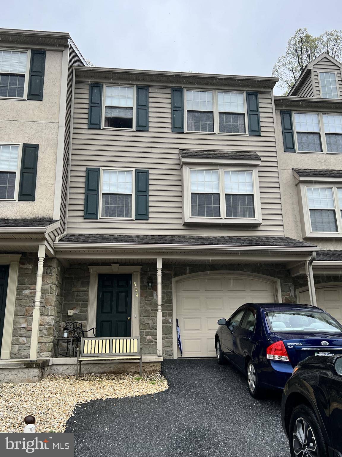 Elizabethtown, PA 17022,534 INDIAN ROCK CIR