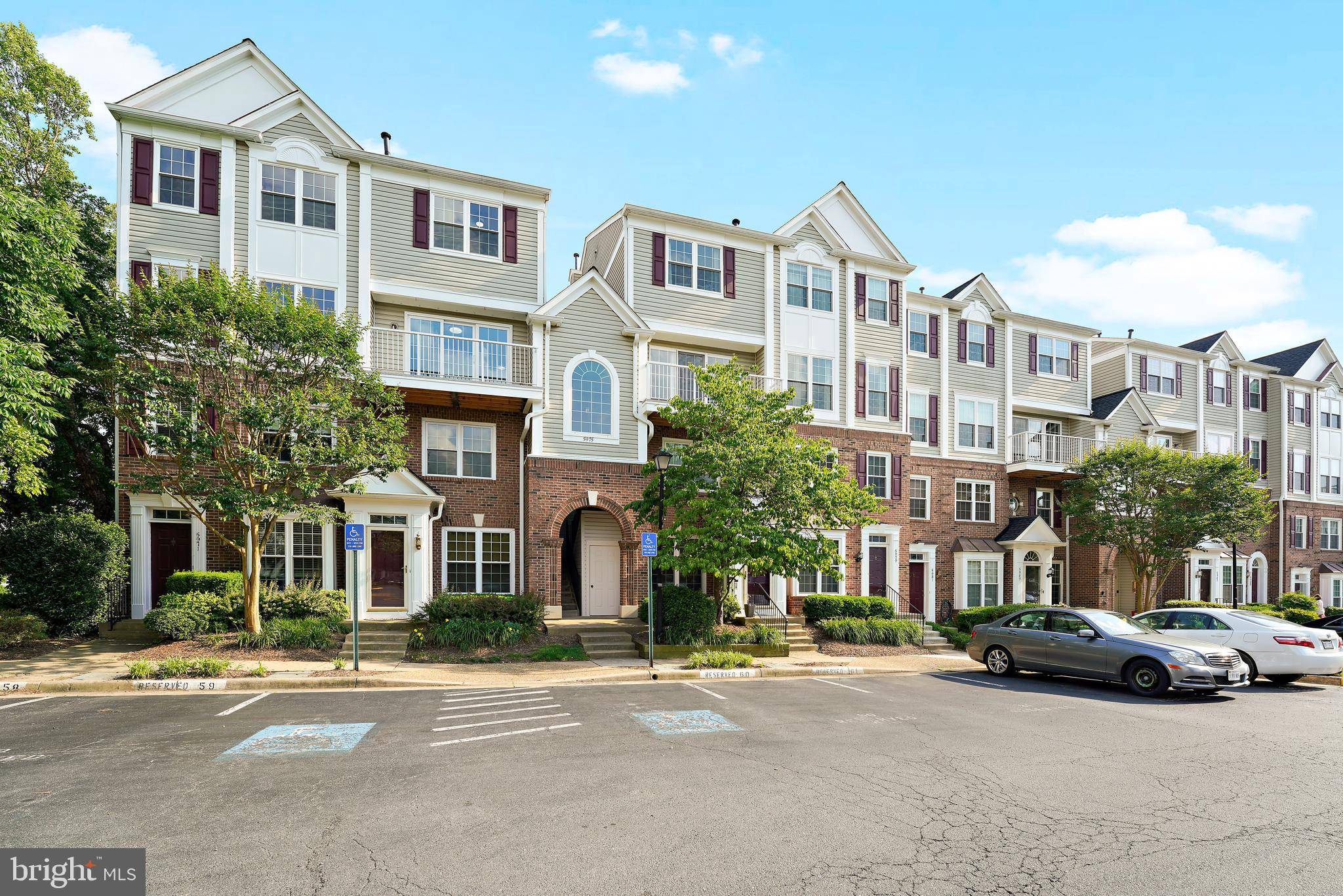 Alexandria, VA 22310,5975-C TERRAPIN PL #5975-301