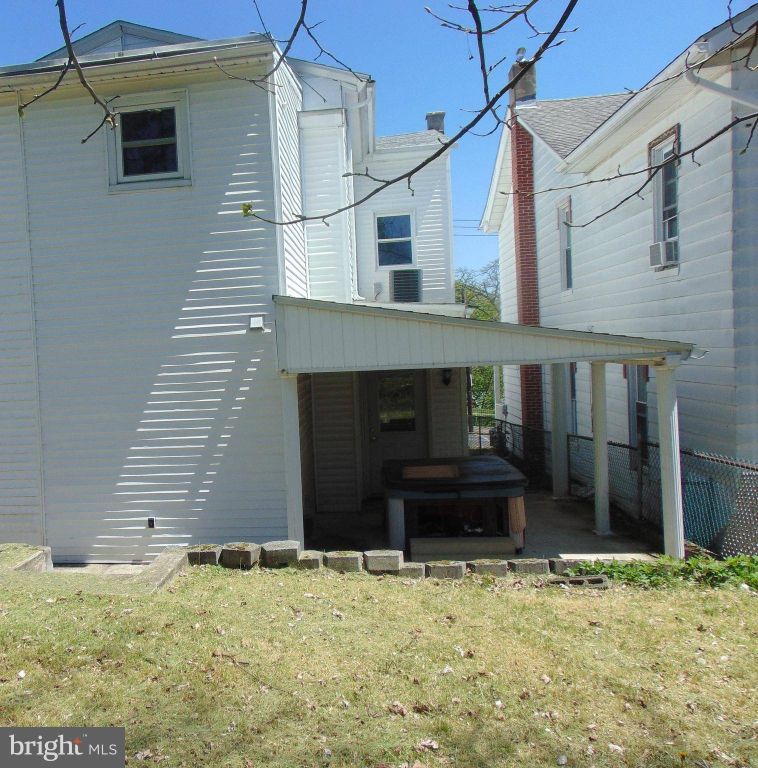 Minersville, PA 17954,504 N FRONT ST