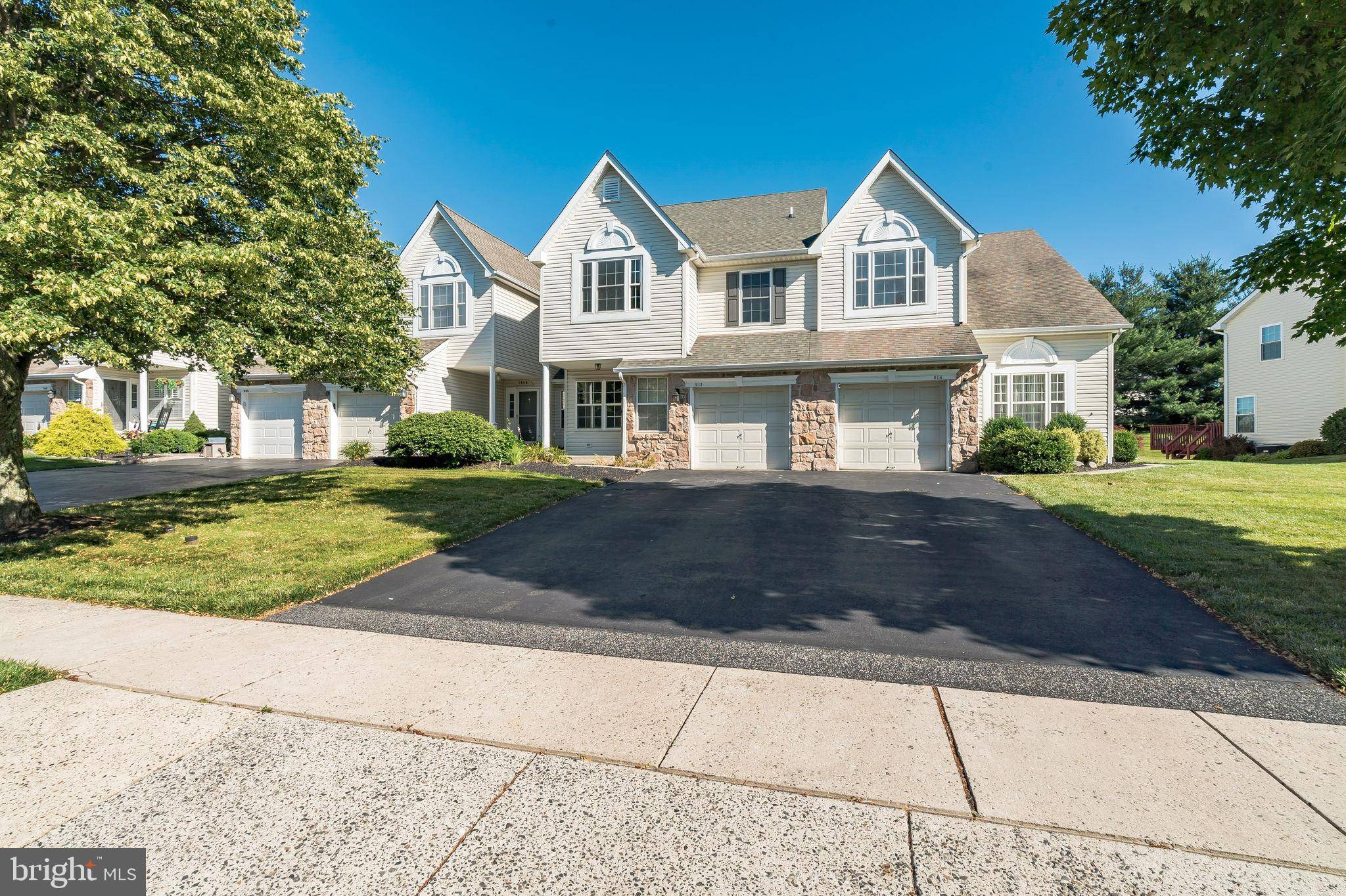 Chalfont, PA 18914,912 BENTLEY CT