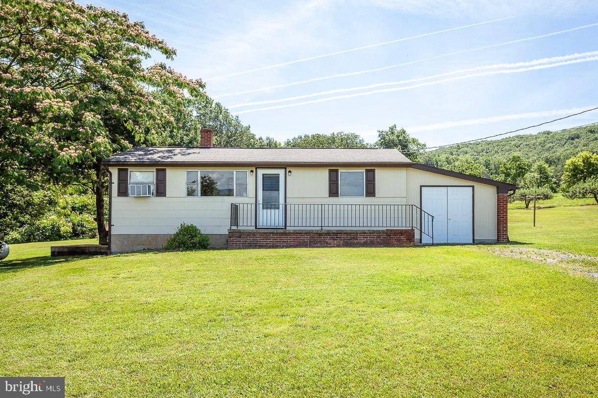 Luray, VA 22835,517 PEACH ORCHARD RD