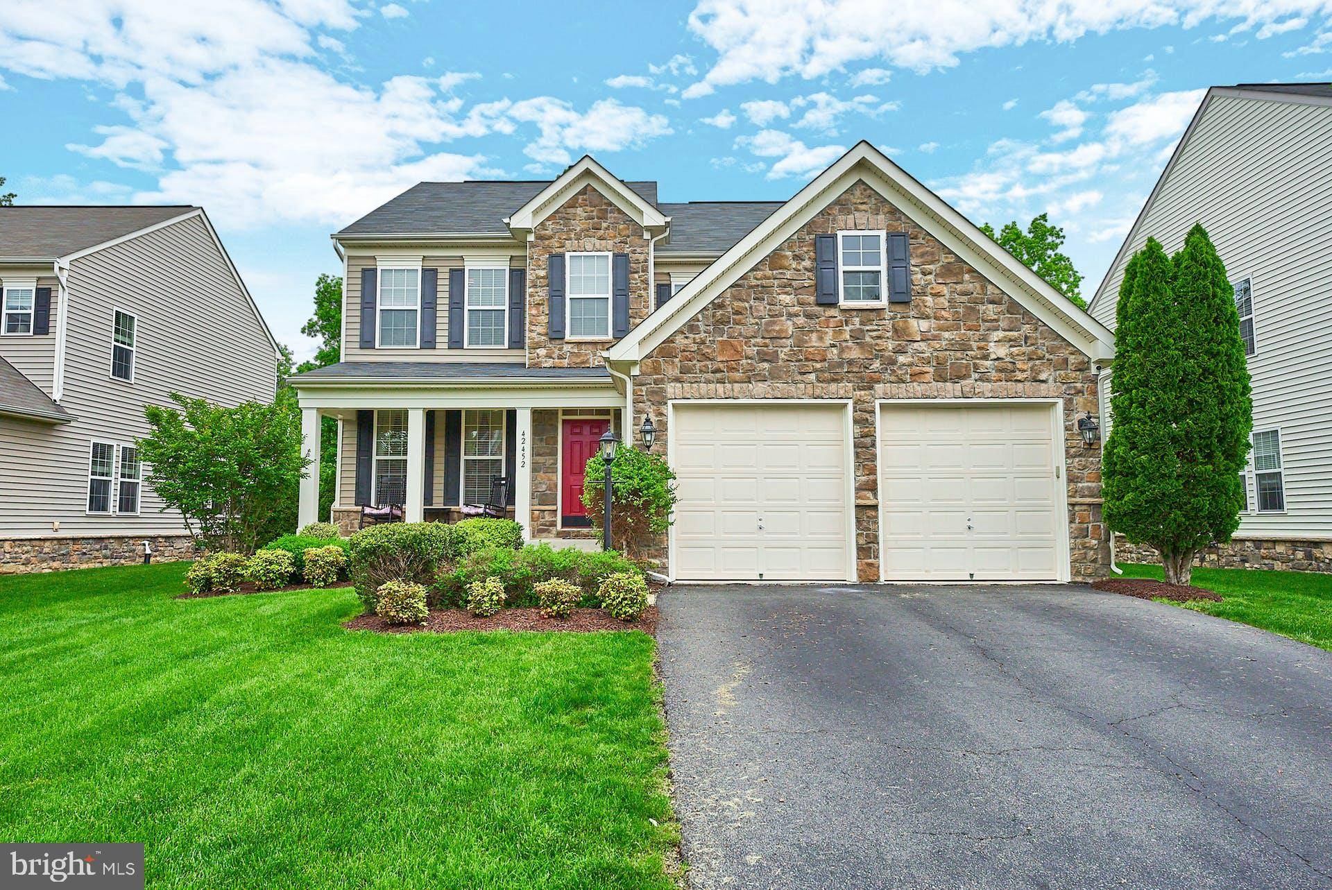 Ashburn, VA 20148,42452 NICKENS PL