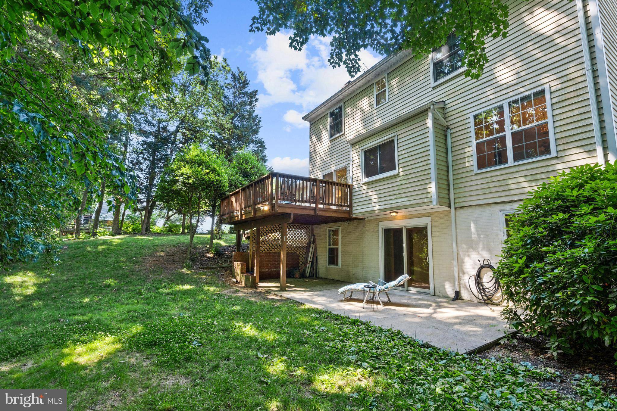 Alexandria, VA 22310,6000 FRANCONIA FOREST LN