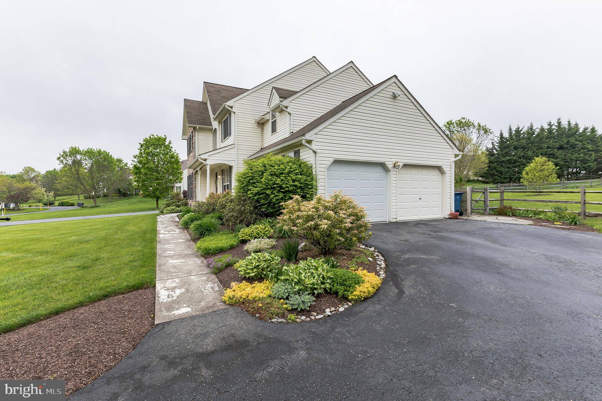 West Grove, PA 19390,41 FLINTLOCK CIR