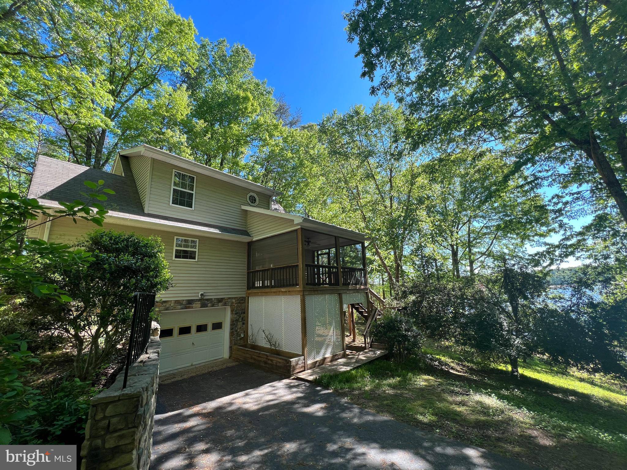 Ruther Glen, VA 22546,359 LAND OR DR