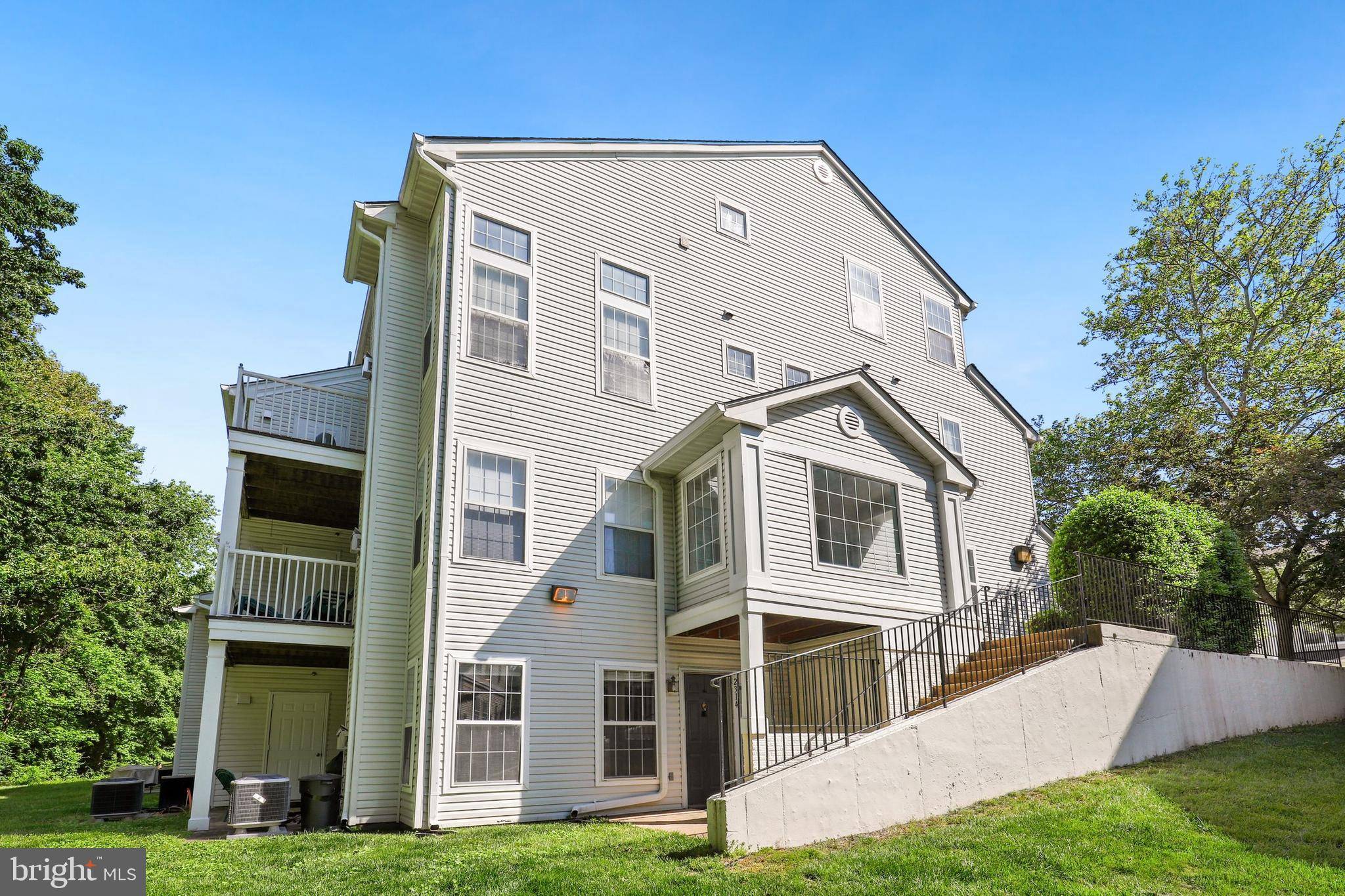 Alexandria, VA 22315,6609 THACKWELL WAY #2314