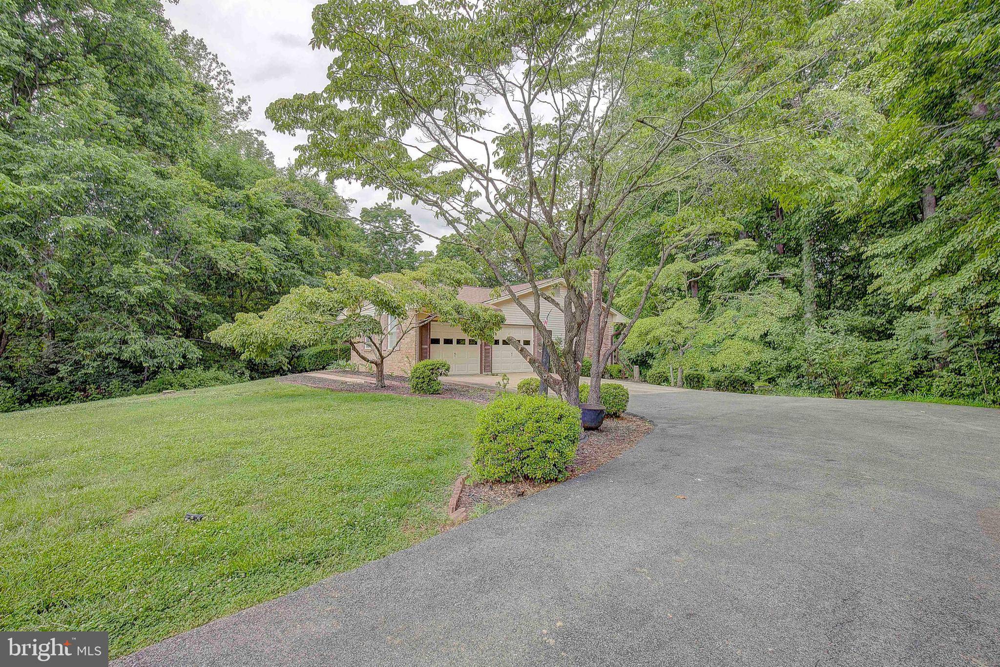 Huntingtown, MD 20639,2351 CARI CT