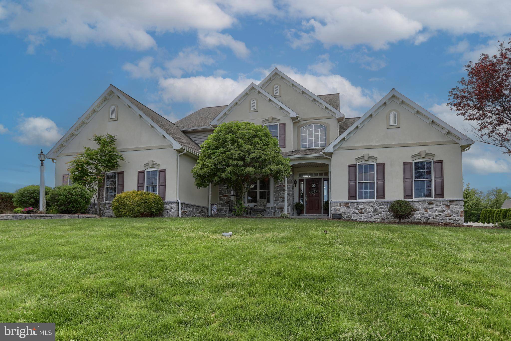 Myerstown, PA 17067,12 APPLE CREEK LN