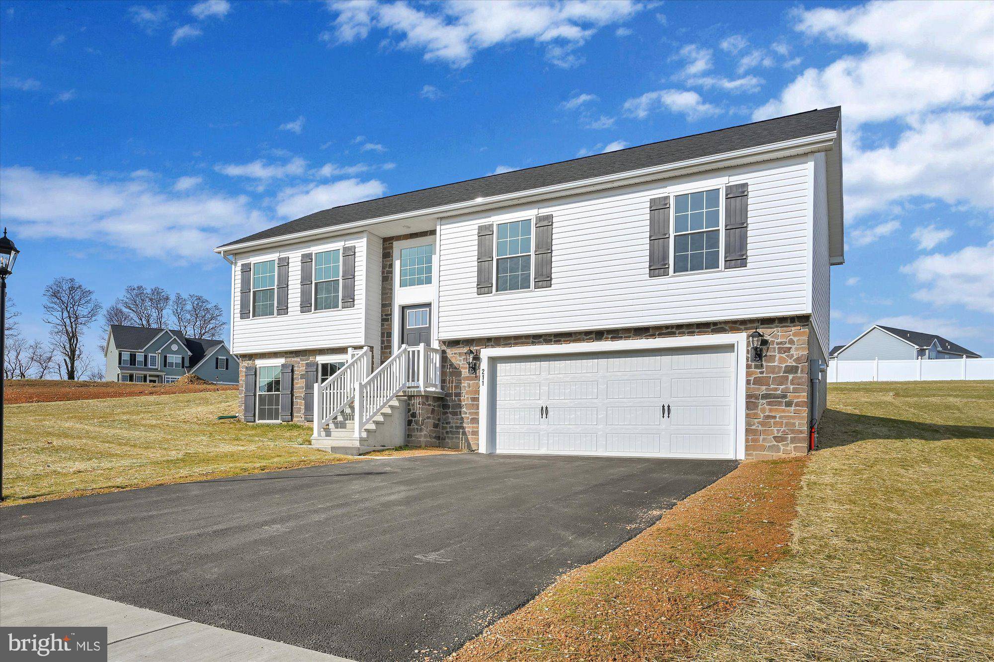 Hanover, PA 17331,211 STONEWICKE DR #103