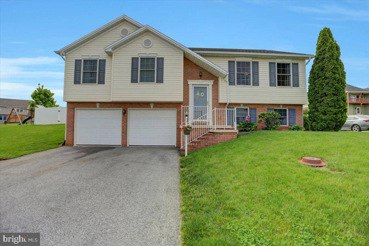 Shippensburg, PA 17257,108 MCCULLOCH RD