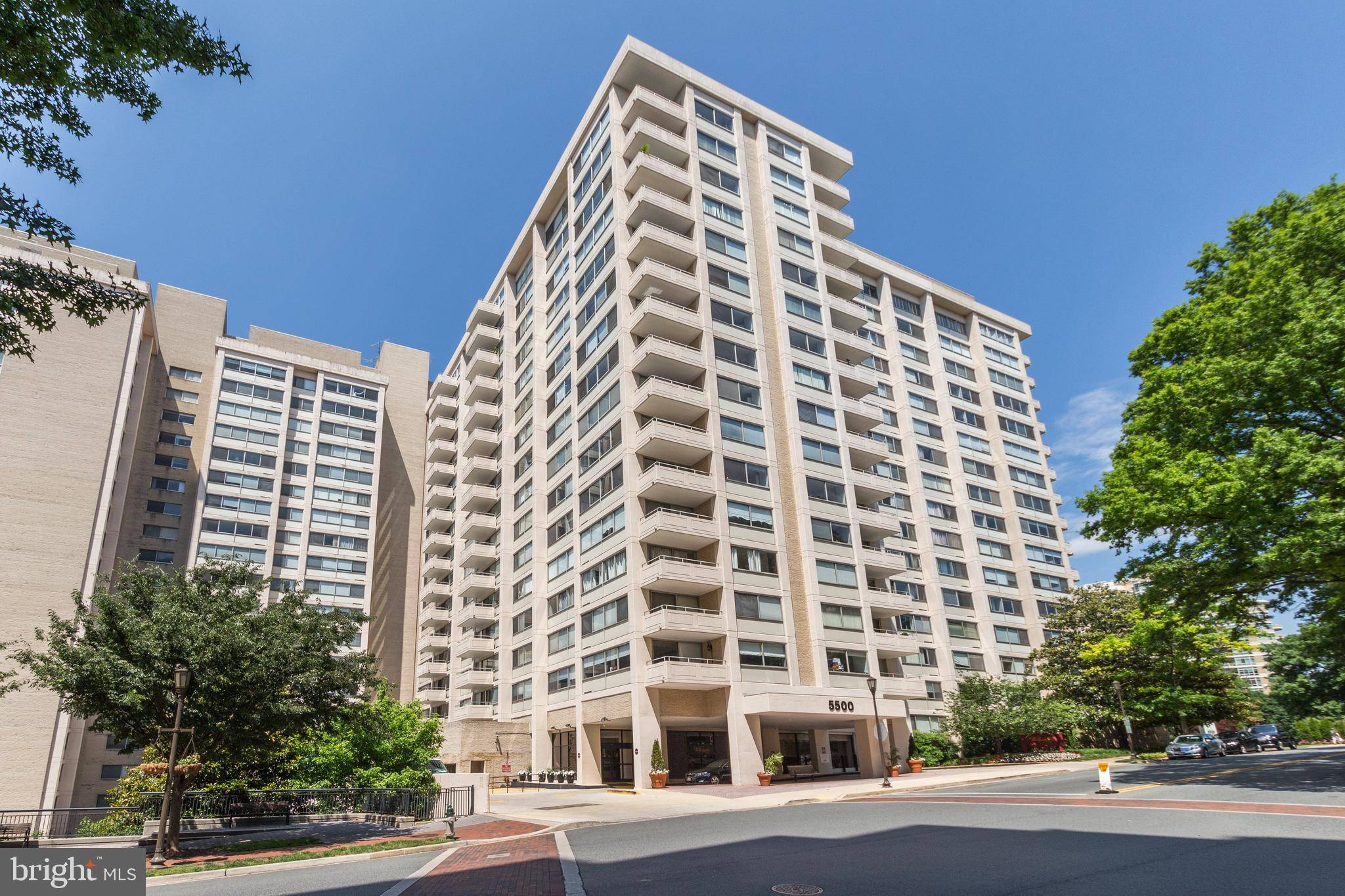 Chevy Chase, MD 20815,5500 FRIENDSHIP BLVD #2002N