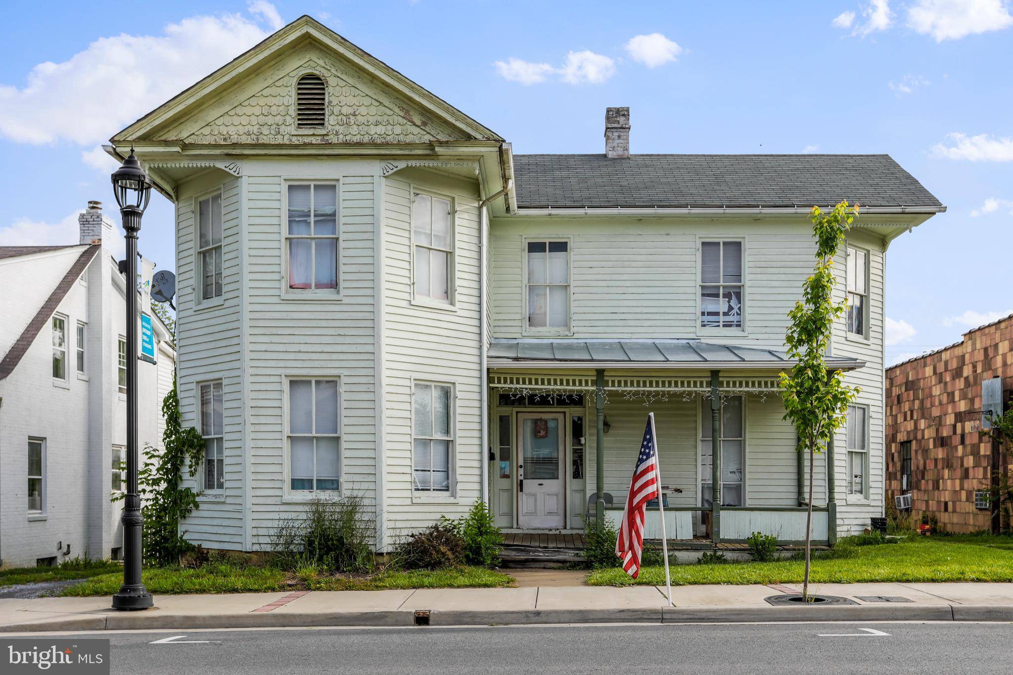 Strasburg, VA 22657,258 W KING ST