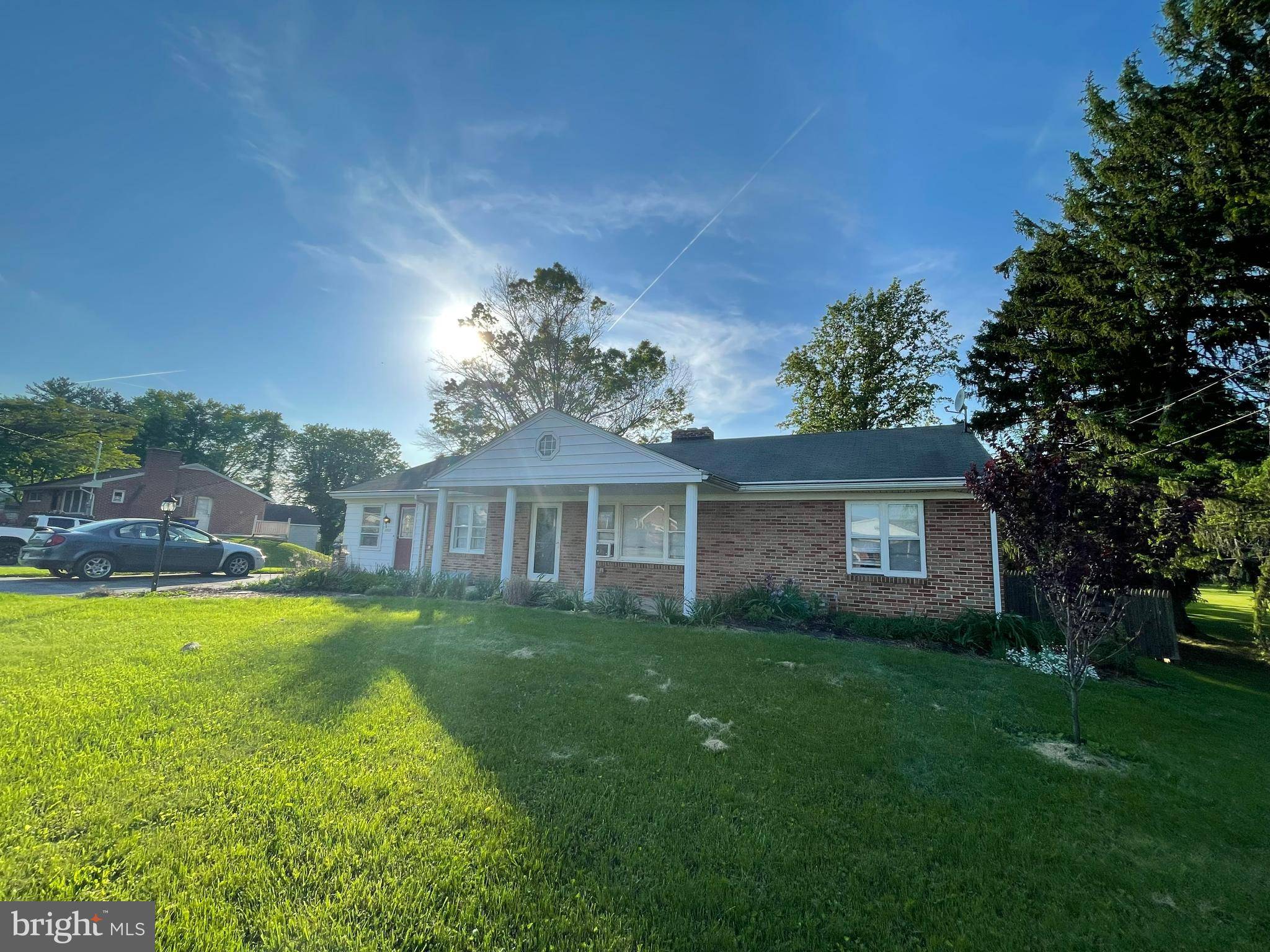 York, PA 17408,2733 SUNSET LN