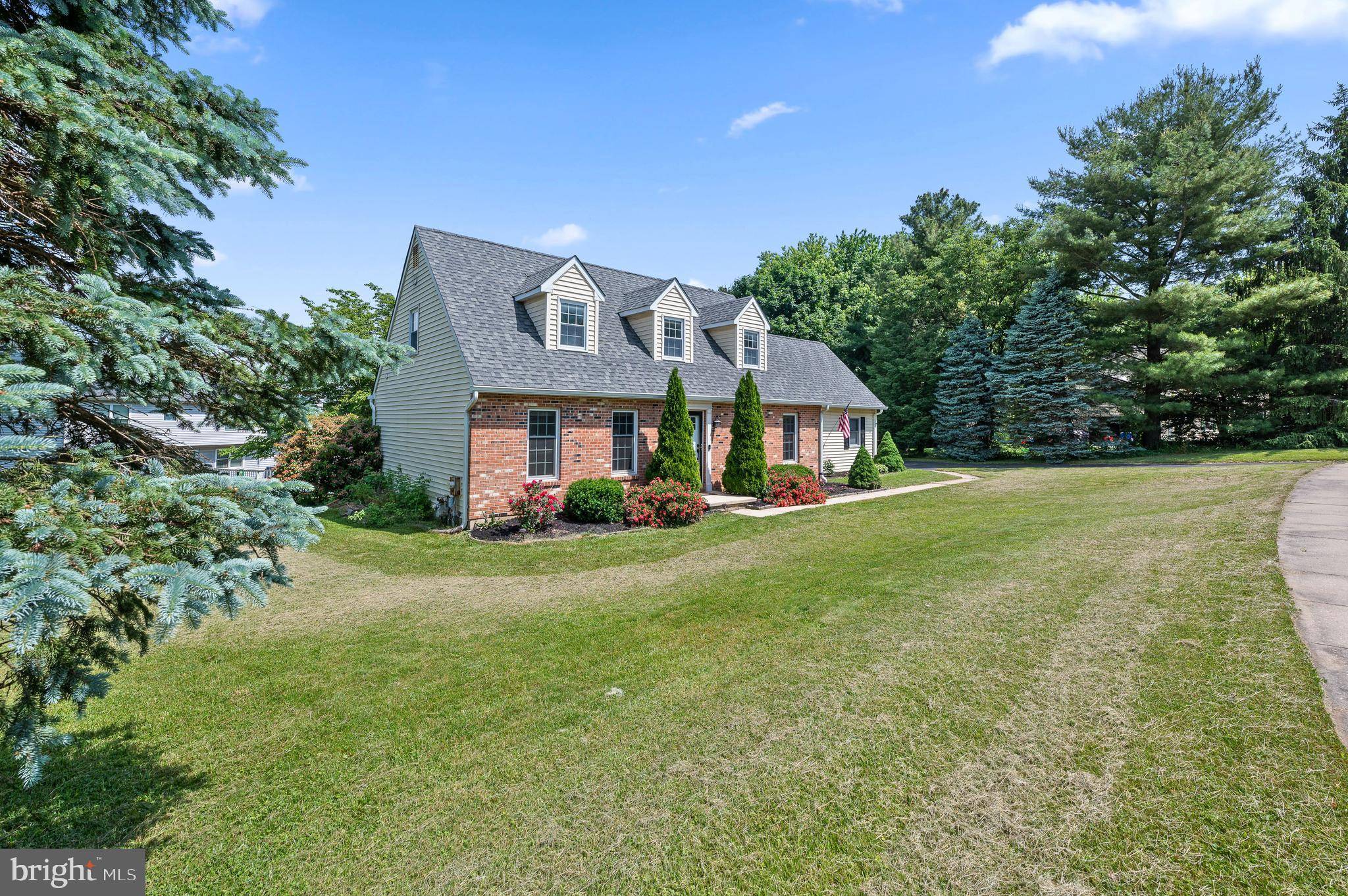 West Grove, PA 19390,2 POPPY LN