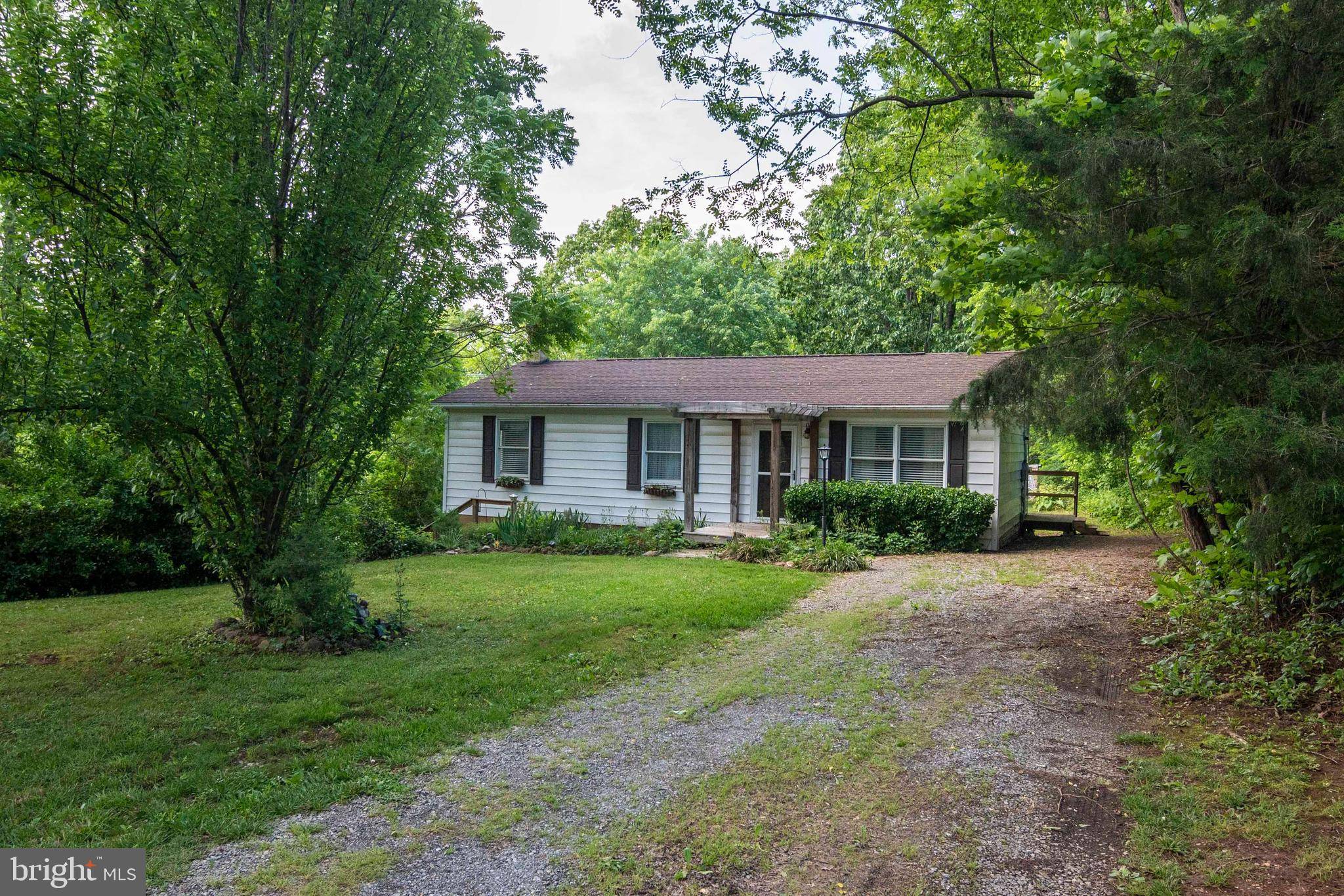 Front Royal, VA 22630,515 ROCKY LN