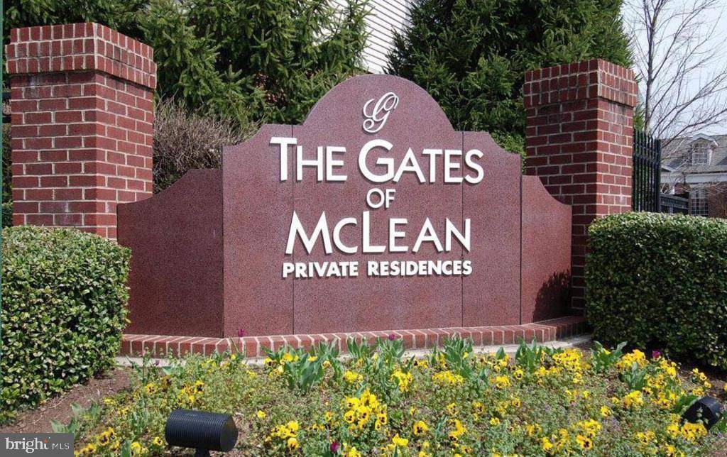 Mclean, VA 22102,1601 SPRING GATE DR #1103