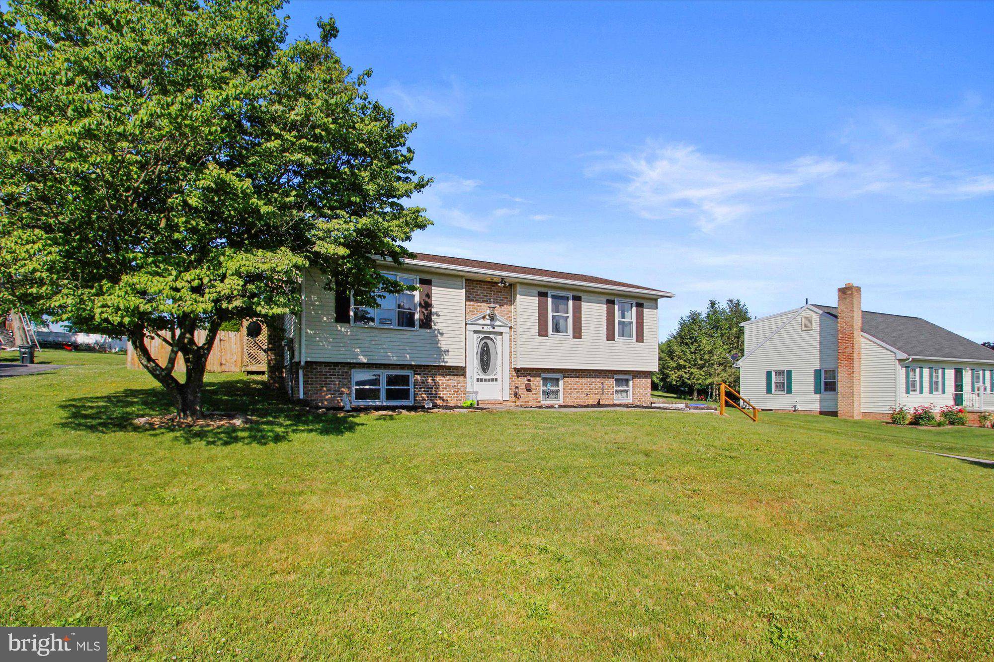 Biglerville, PA 17307,38 APPLE LN