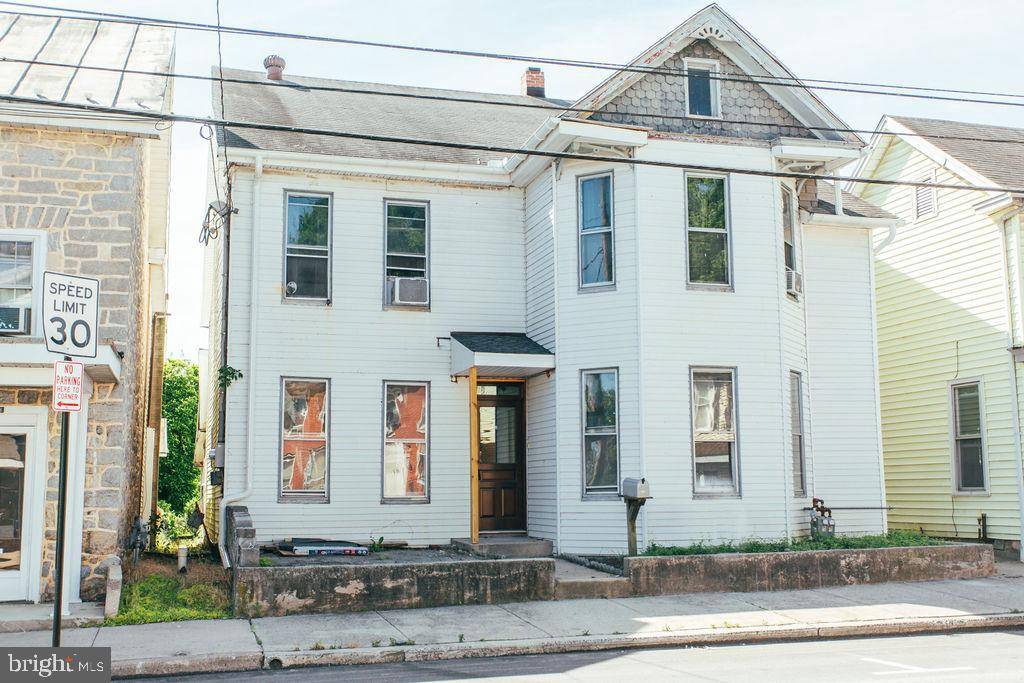 Shippensburg, PA 17257,434 E KING ST