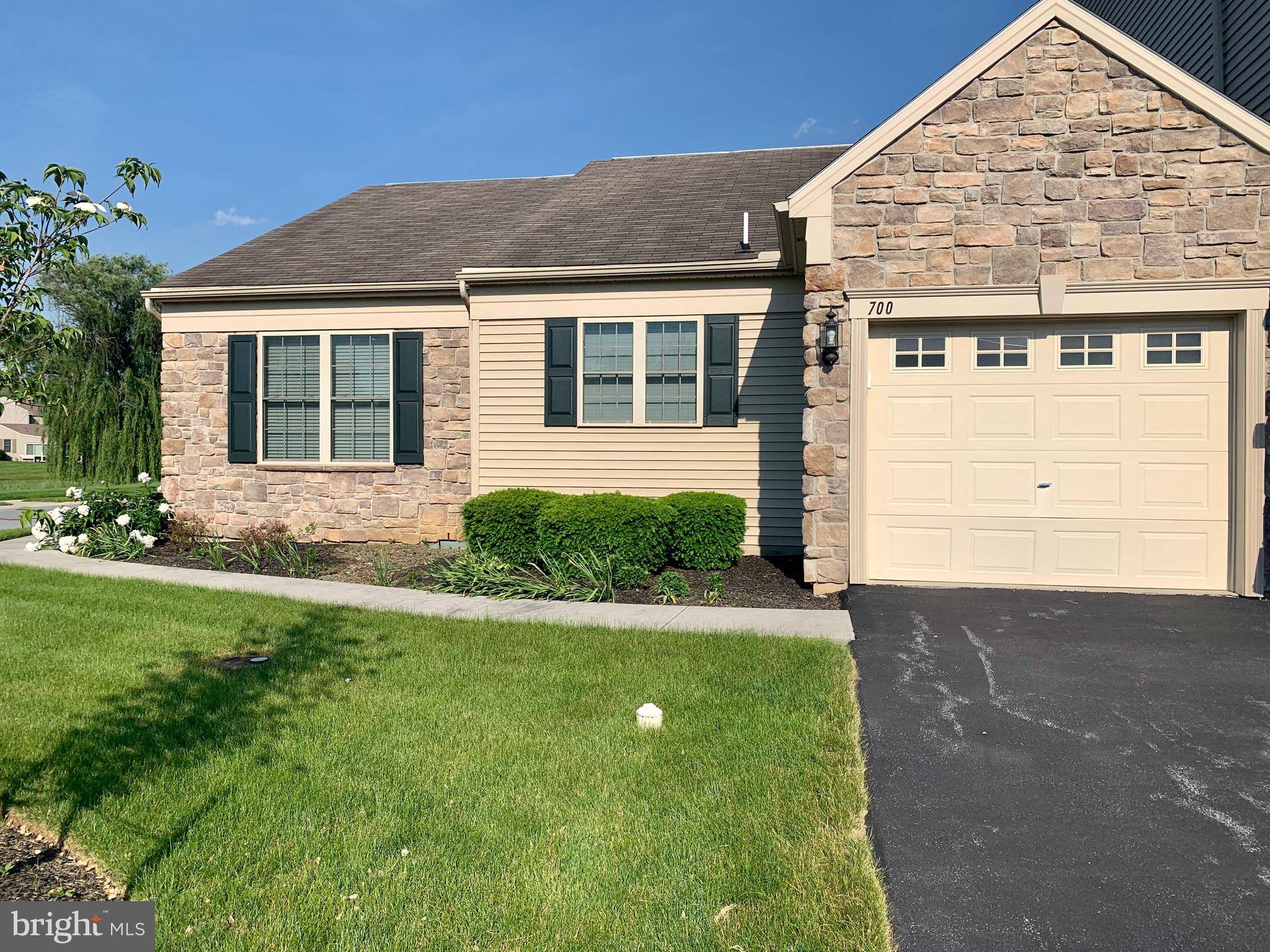 Hummelstown, PA 17036,700 CREEKSIDE DR