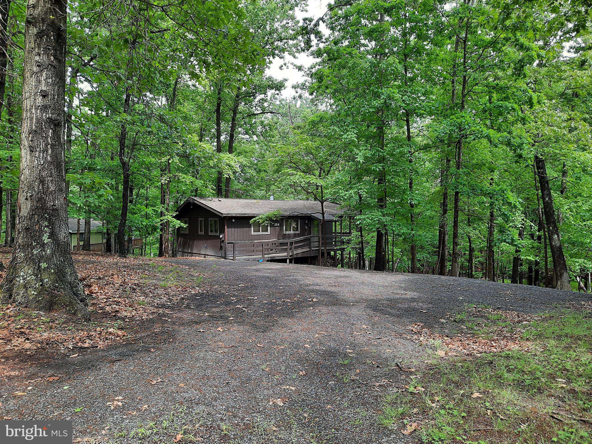 Hedgesville, WV 25427,184 PILEATED WOODPECKER LN