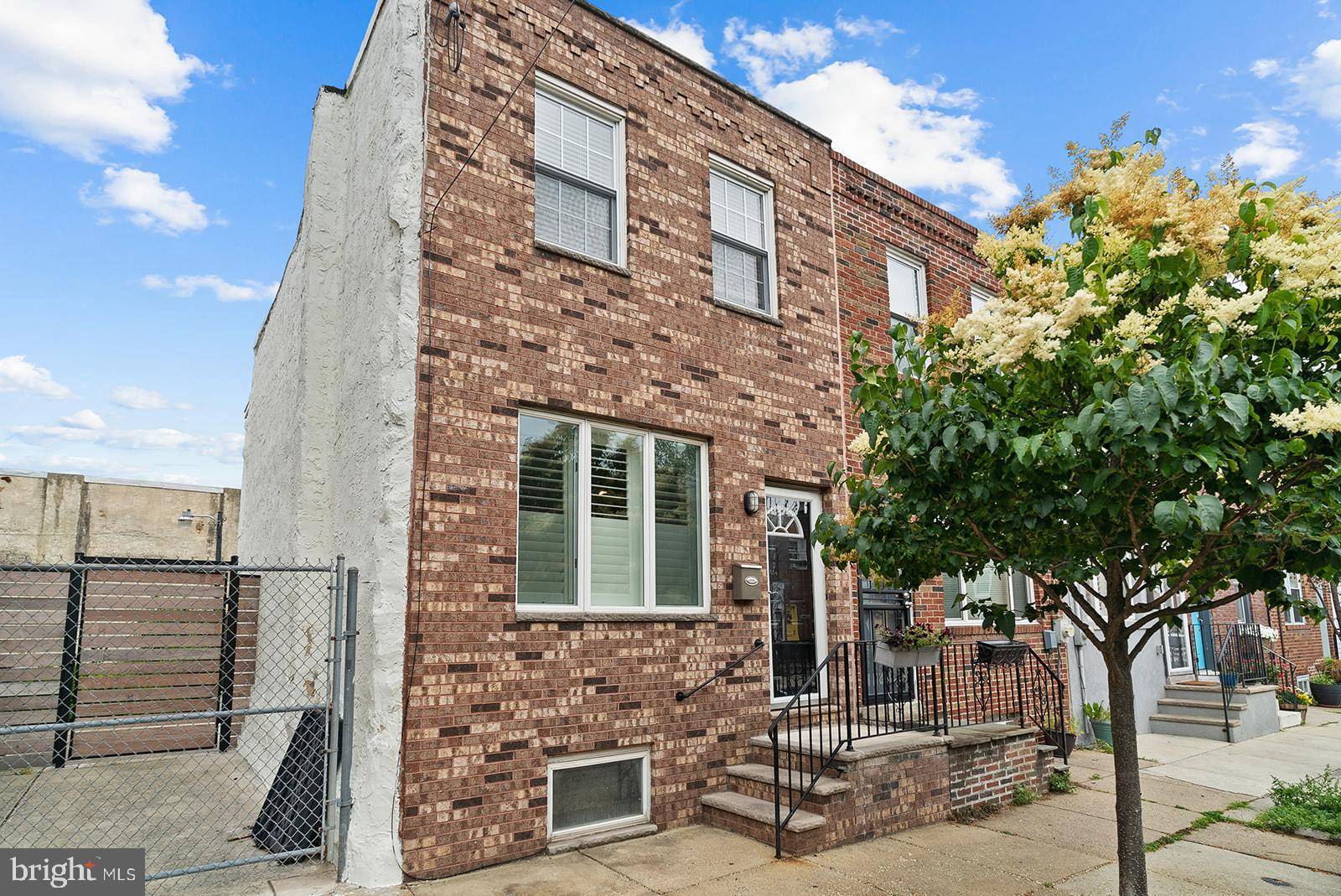 Philadelphia, PA 19125,2446 TULIP ST