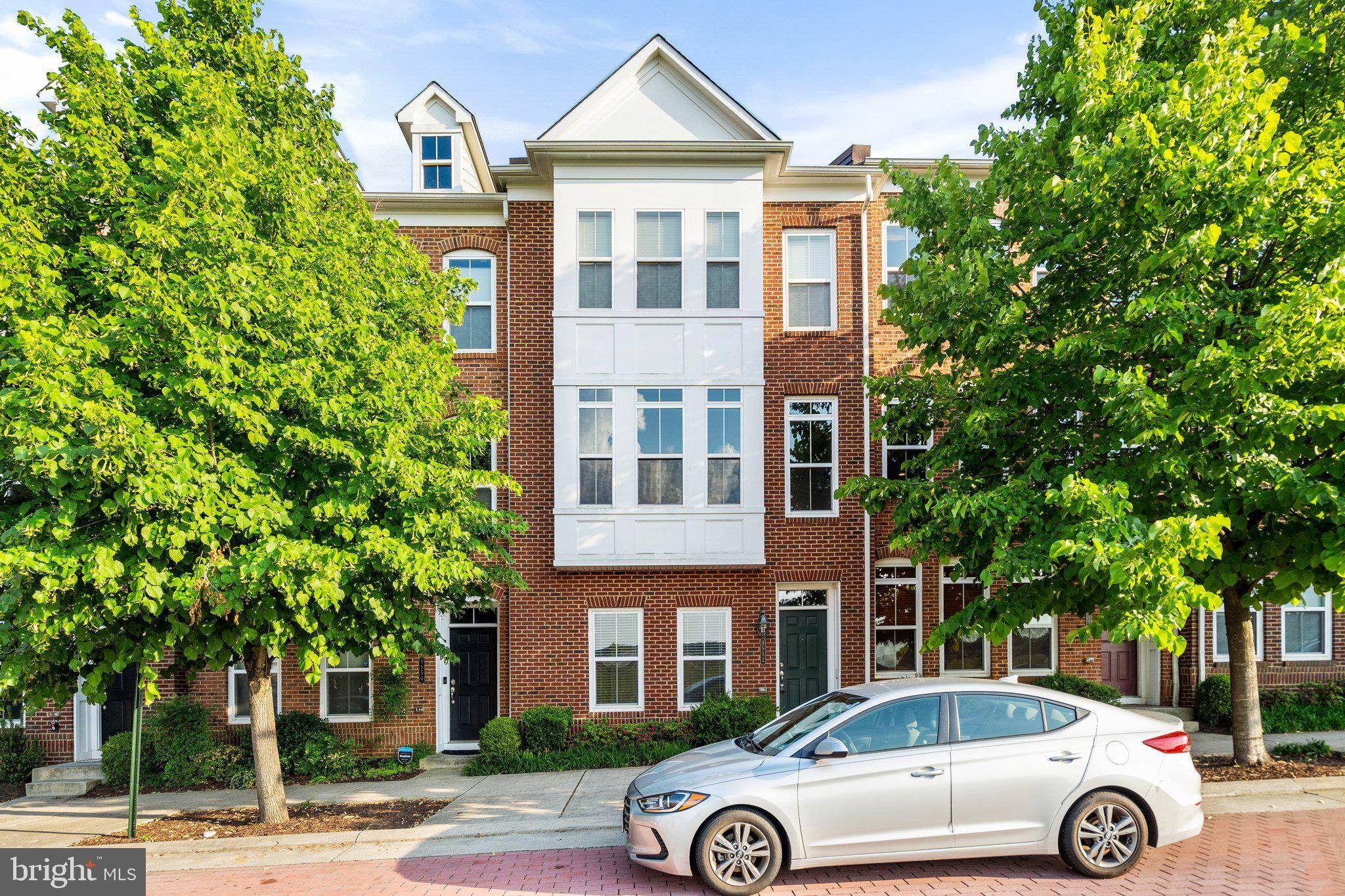 Fairfax, VA 22031,9552 CANONBURY SQ