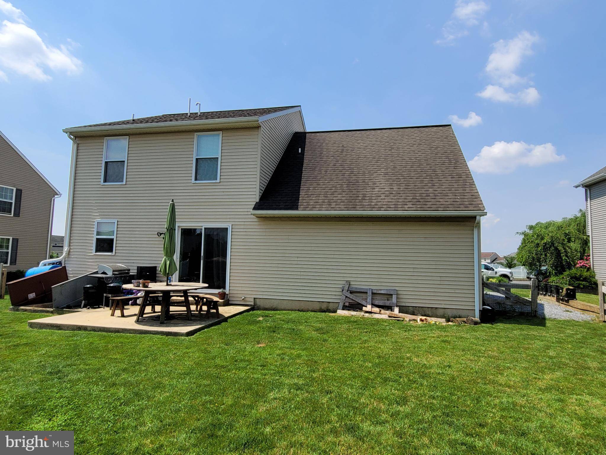 New Holland, PA 17557,507 LAVENDER LN