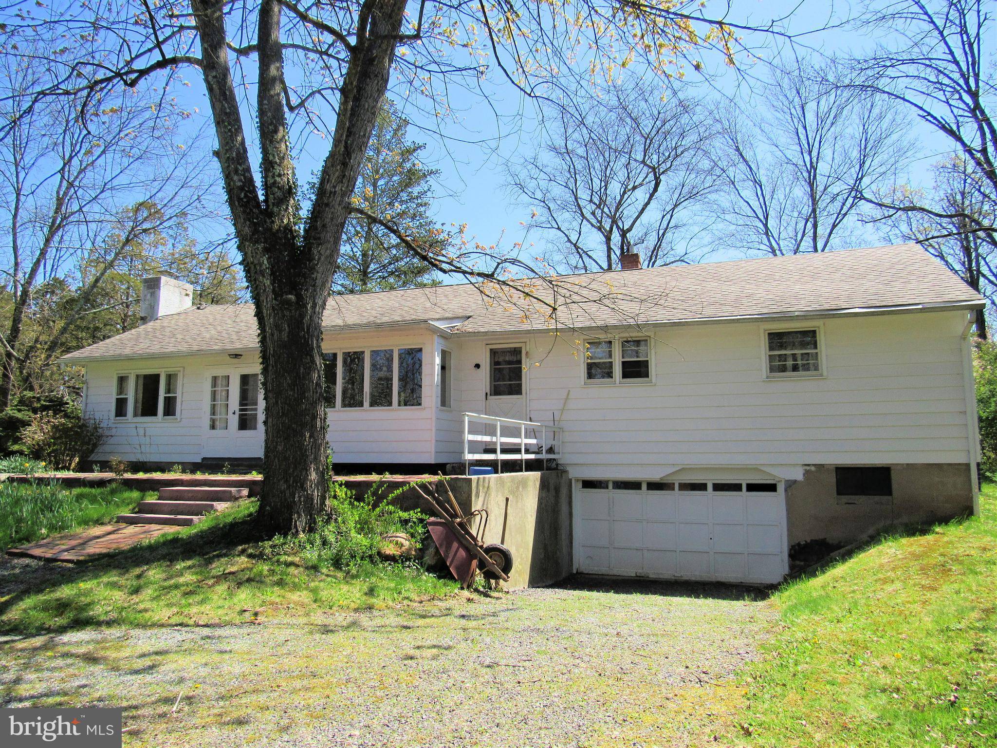 Pennsburg, PA 18073,4086 UPPER RIDGE RD