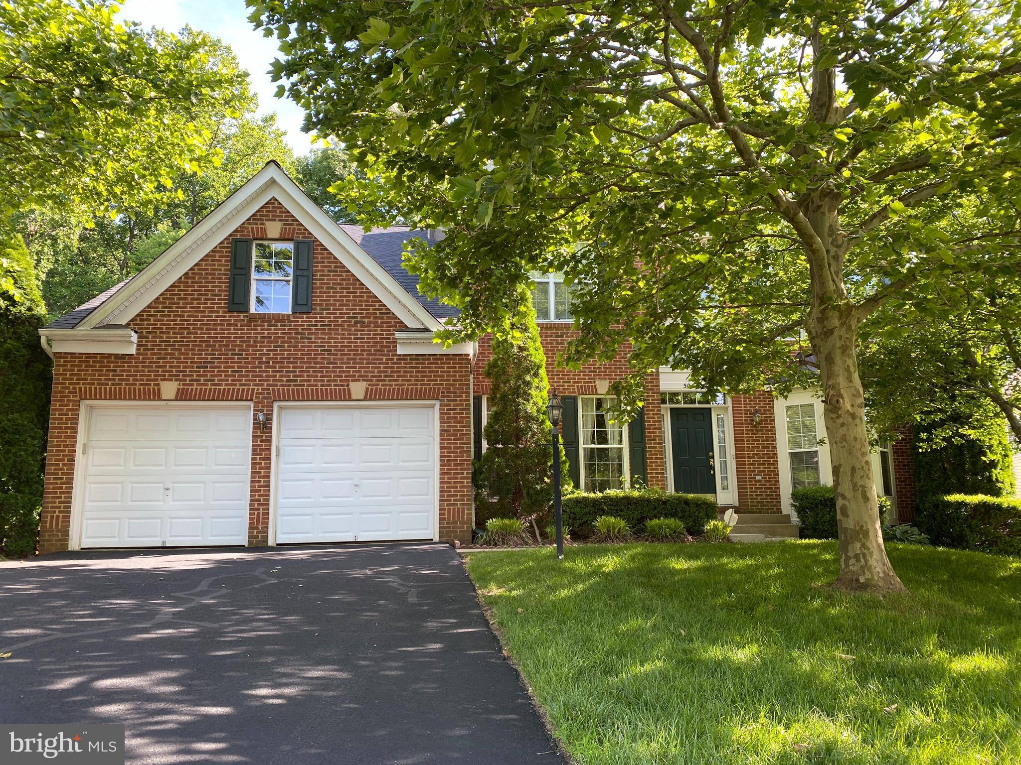 Woodbridge, VA 22193,5065 TWO CHIMNEYS CT