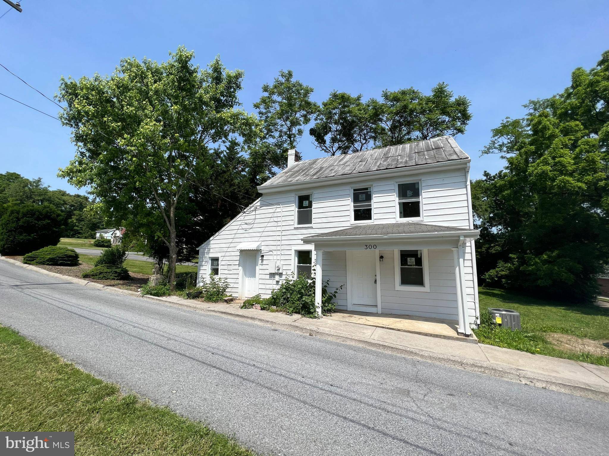 Hedgesville, WV 25427,300 JOSIAH ST