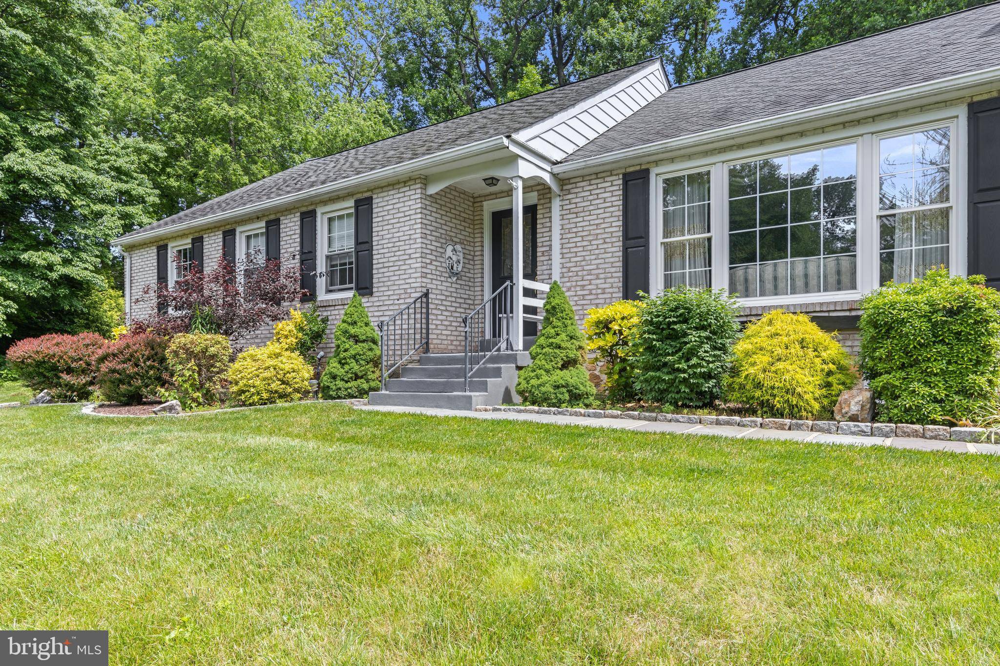 Newtown Square, PA 19073,3651 WYOLA DR