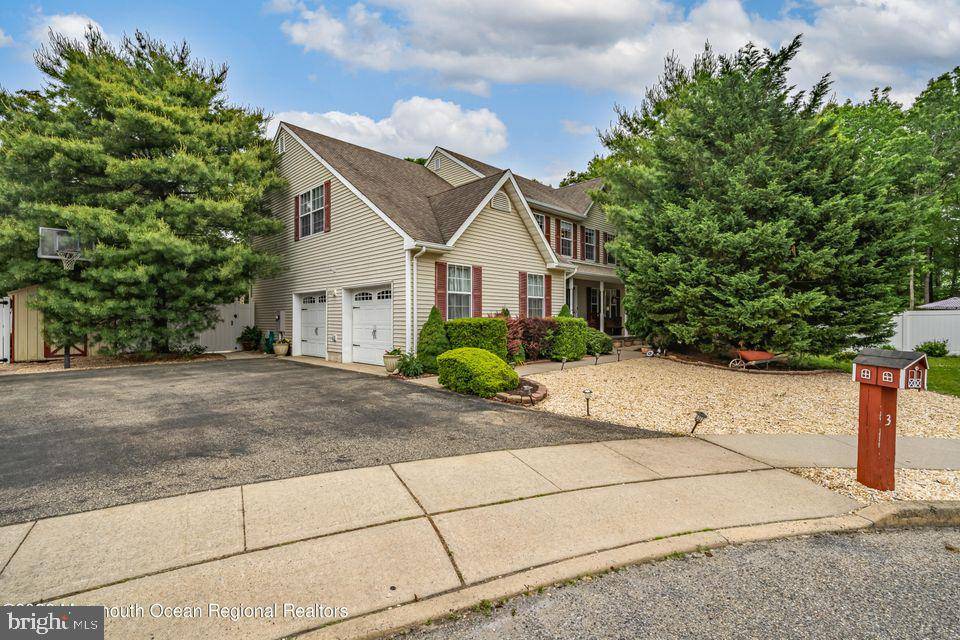 Lanoka Harbor, NJ 08734,3 CAMELOT CT