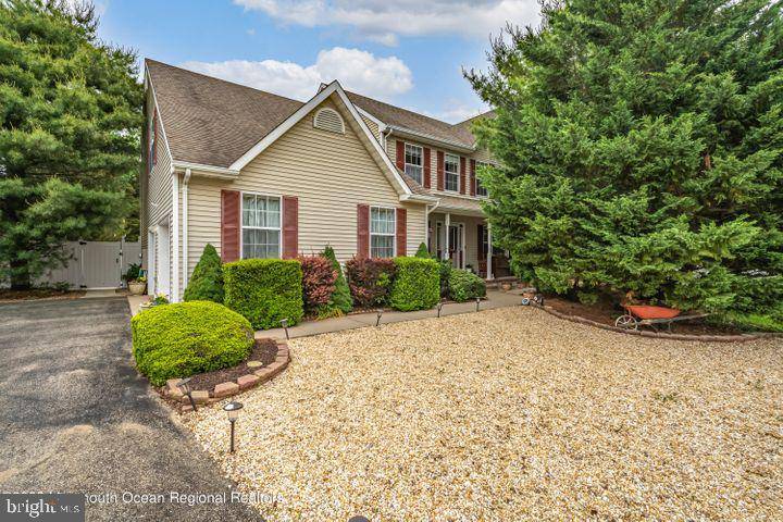 Lanoka Harbor, NJ 08734,3 CAMELOT CT