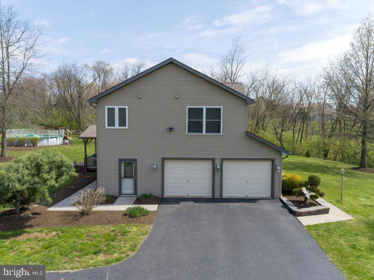 Mohrsville, PA 19541,15 VON ZECH WAY