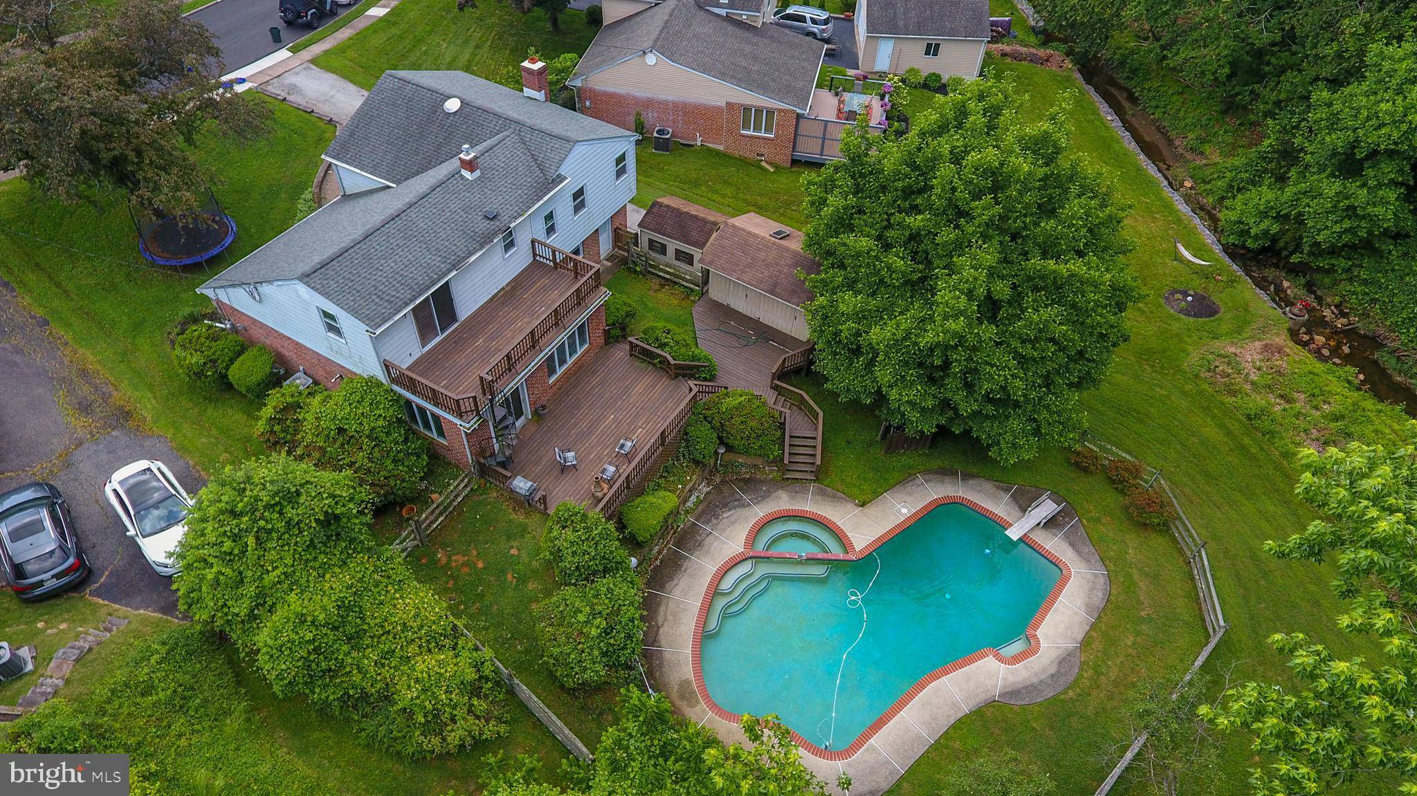 Broomall, PA 19008,2520 PARKE LN