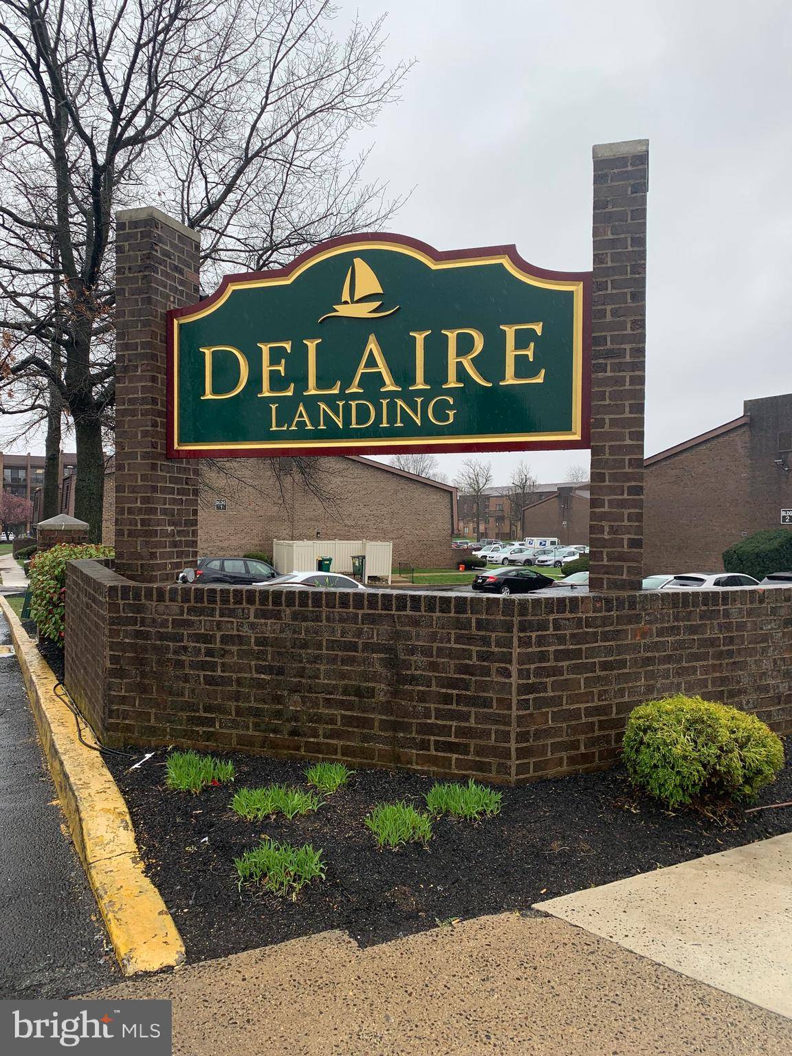 Philadelphia, PA 19114,54302 DELAIRE LANDING RD #302