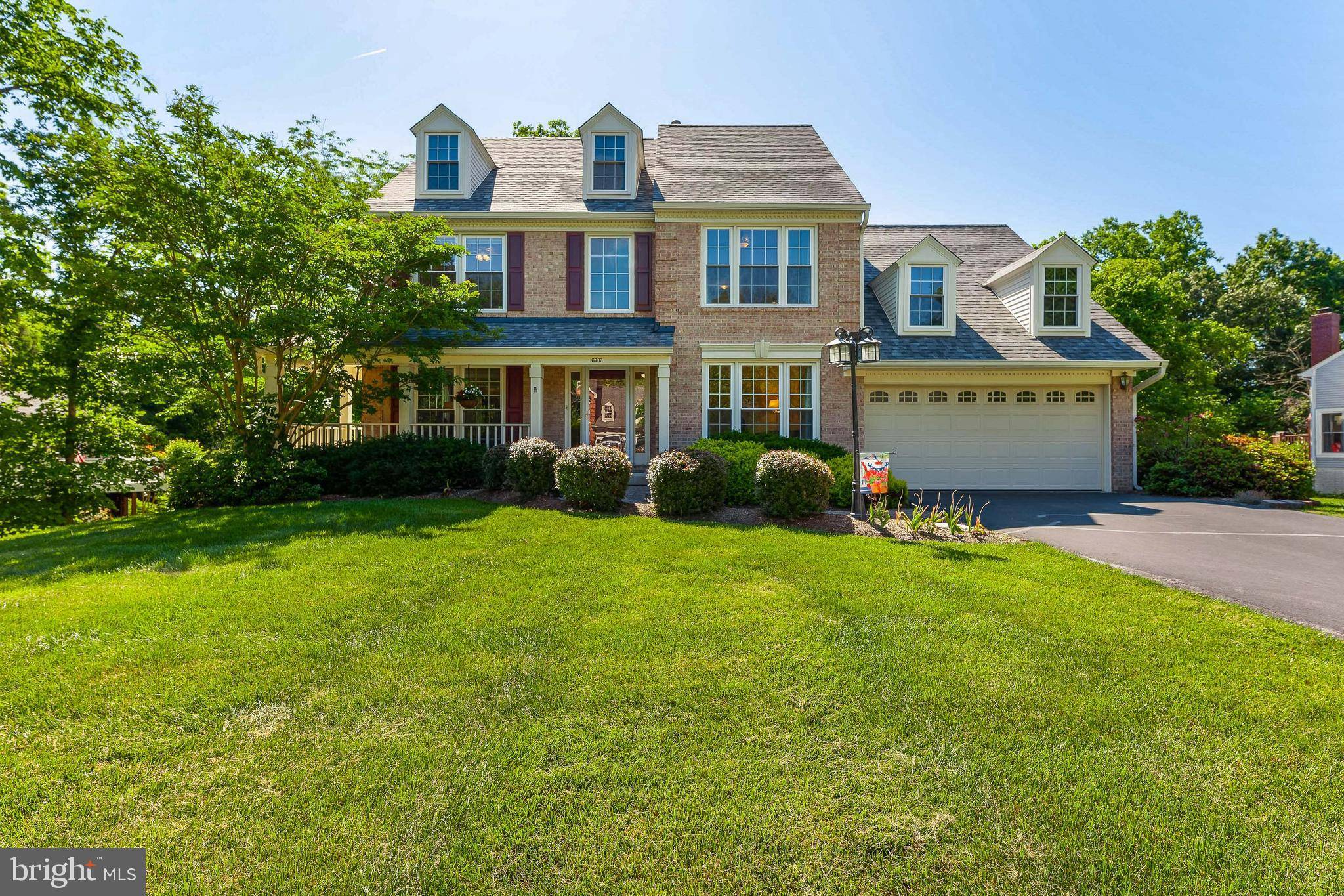 Centreville, VA 20121,6703 JADE POST LN