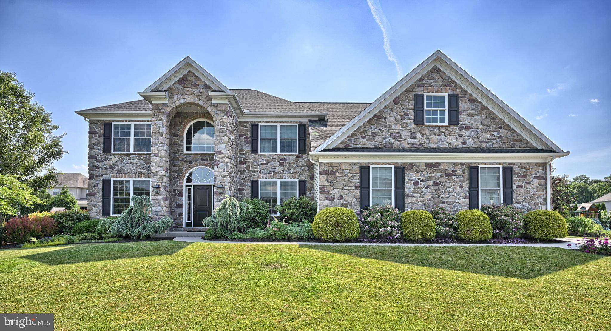 Mechanicsburg, PA 17050,1433 SUMMIT WAY