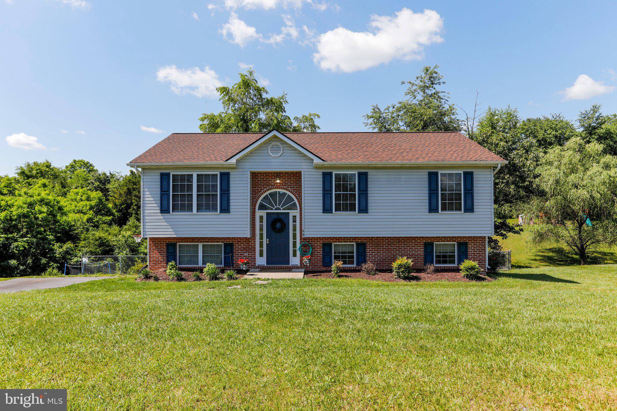 Bunker Hill, WV 25413,48 NUTMEG CT