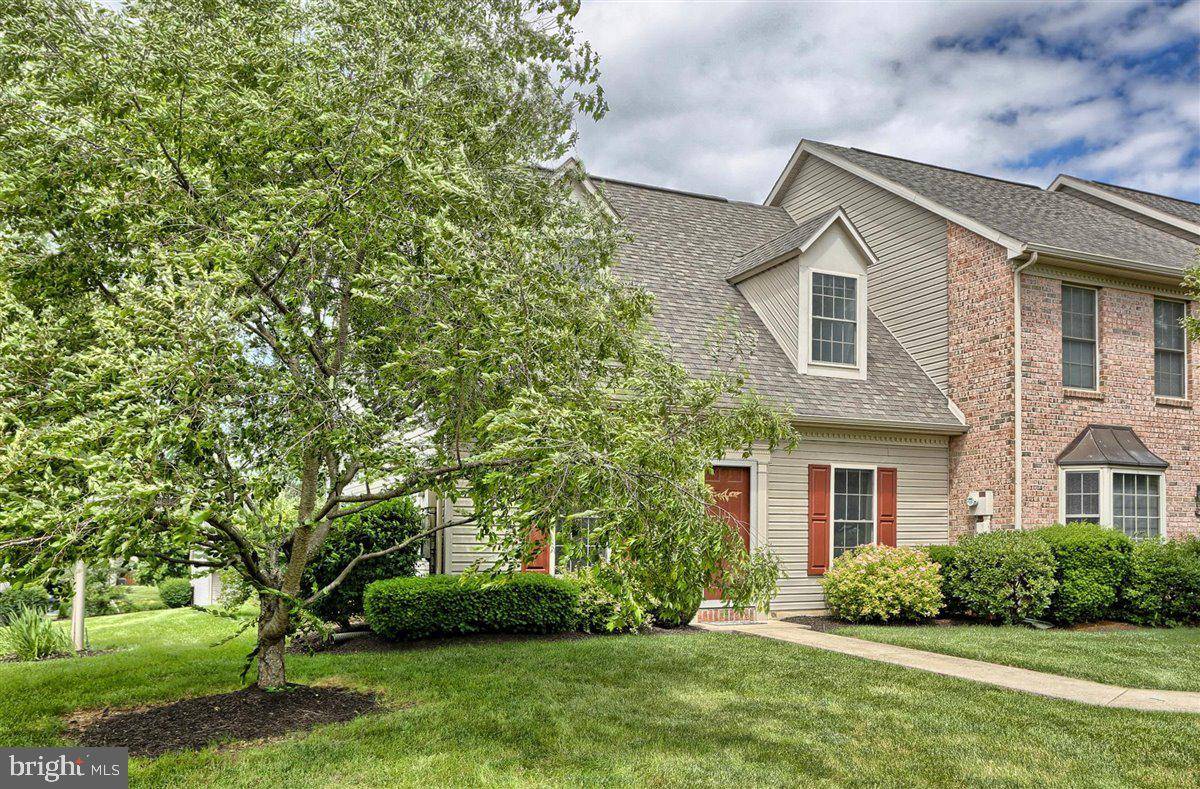 Mechanicsburg, PA 17055,397 STONEHEDGE LN