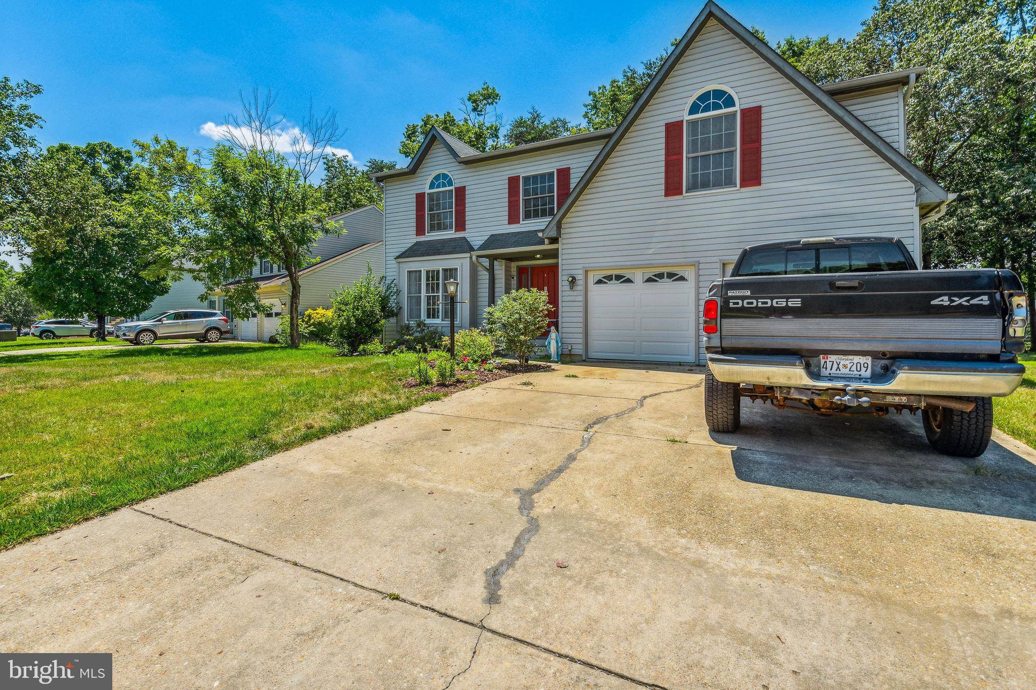 Waldorf, MD 20603,5907 WALLEYE CT