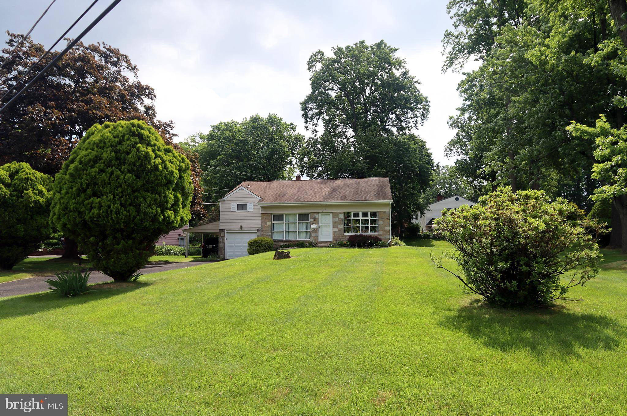 Warminster, PA 18974,137 COLONIAL DR