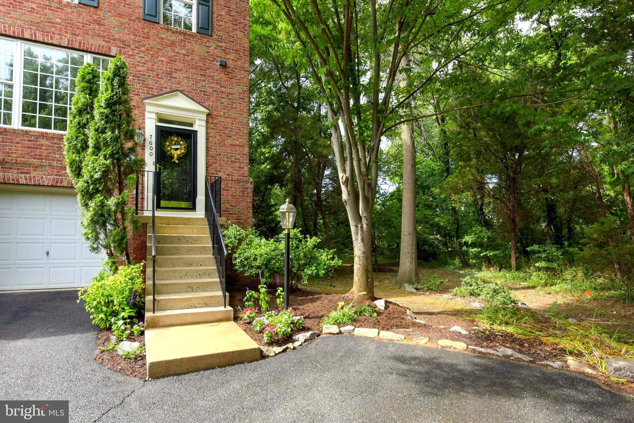 Alexandria, VA 22306,7600 AUDUBON MEADOW WAY