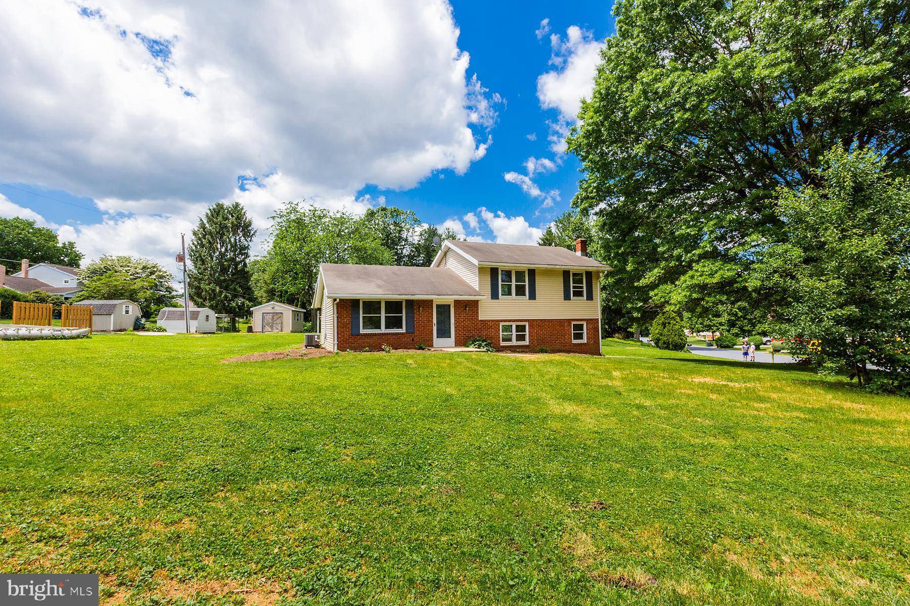 Washington Boro, PA 17582,109 VELMA LN