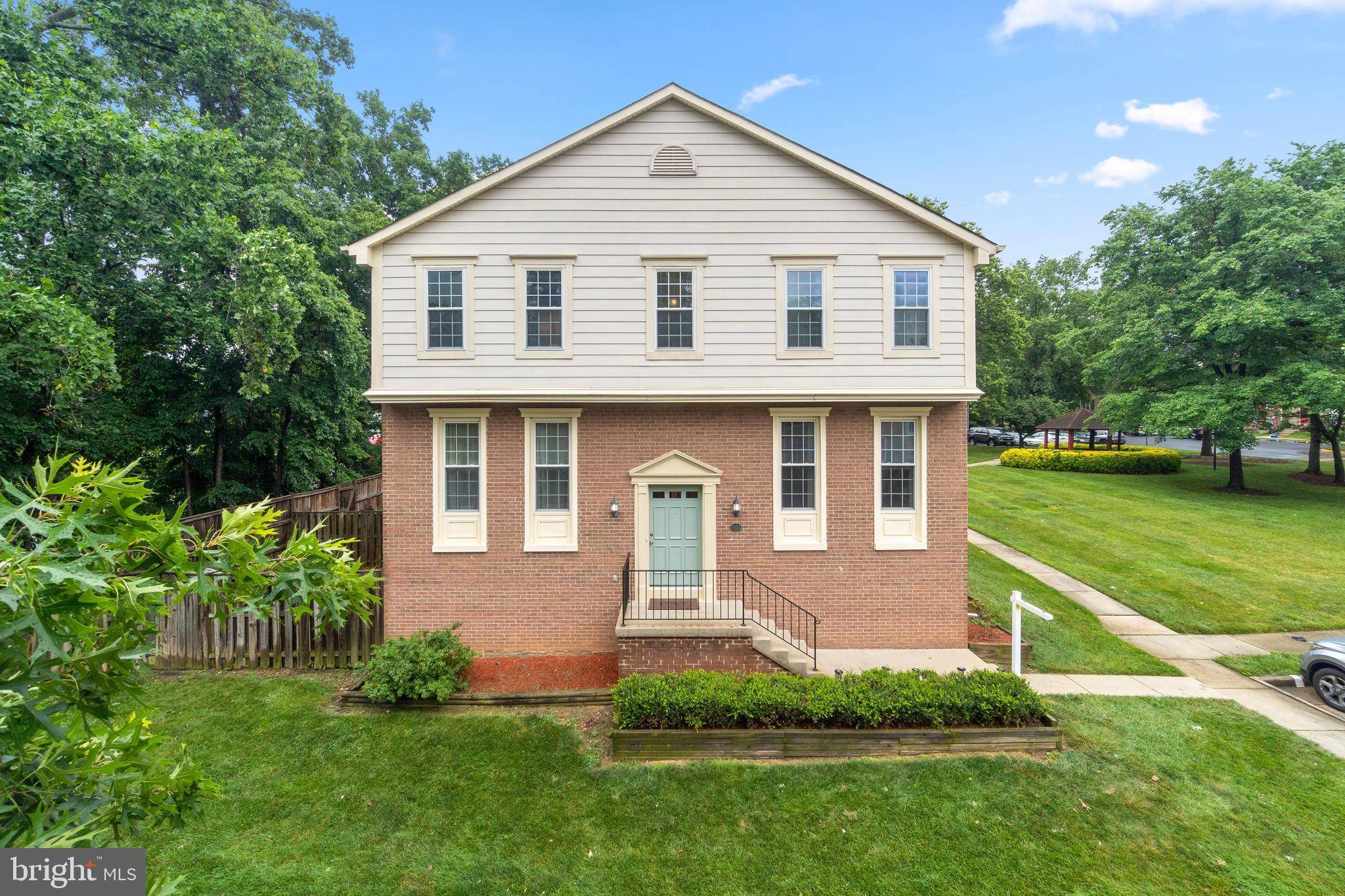 Springfield, VA 22151,7022 BRADDOCK MEWS PL